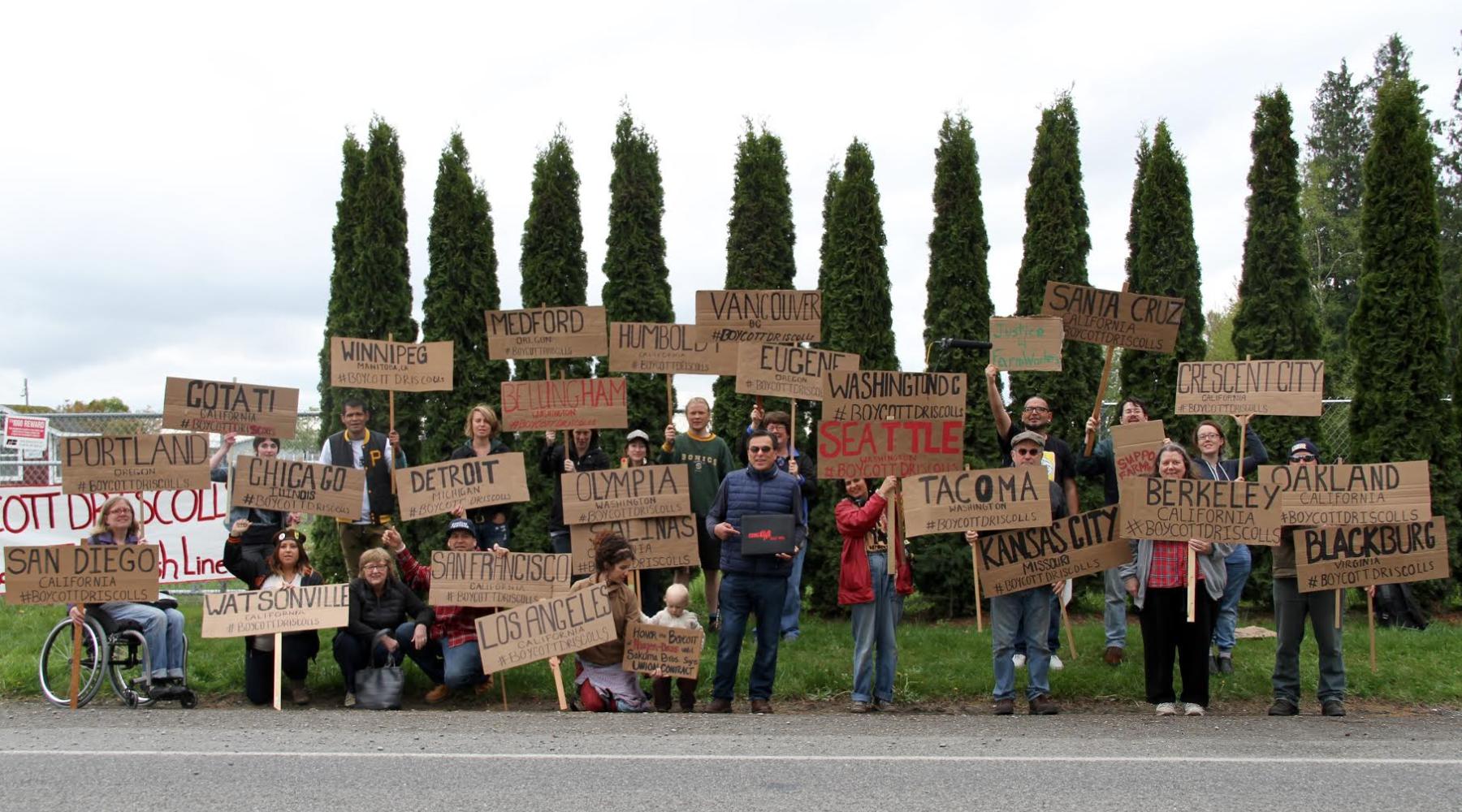 Union members protest in solidarity with farmworkers