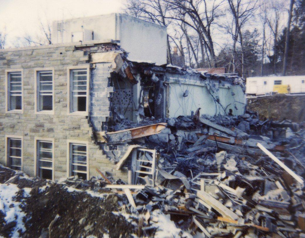 1990s Building Construction