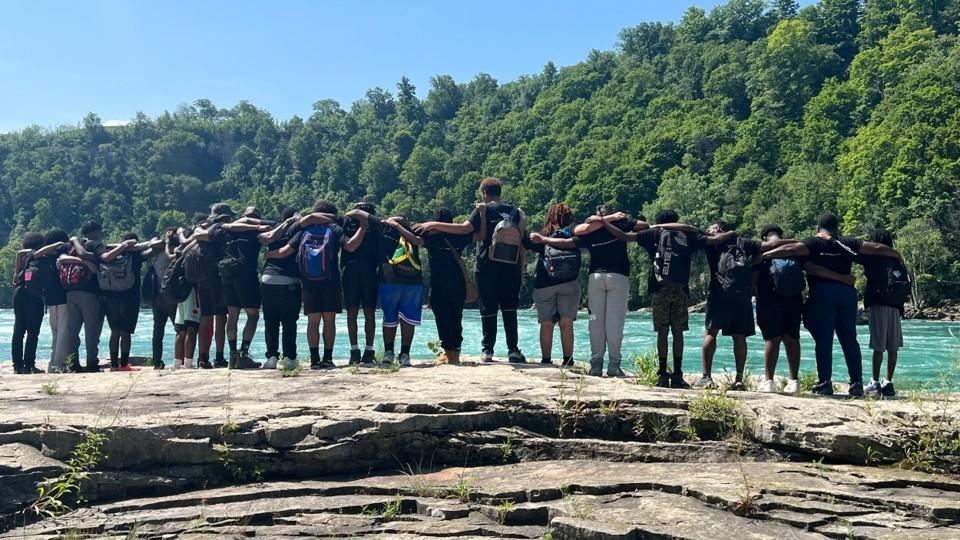 Buffalo High Road students