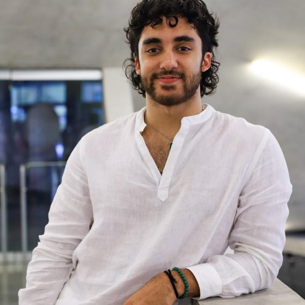 Headshot of Angelo Del Toro