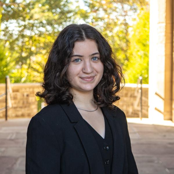 Mirella Berkowitz Headshot 26