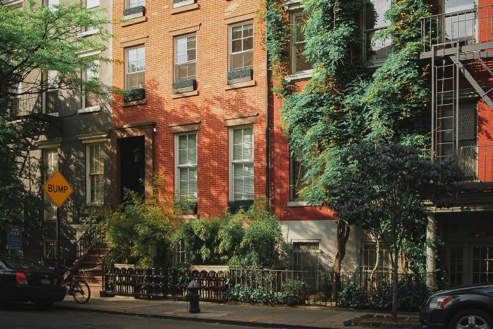 Brownstone buildings in New York City 