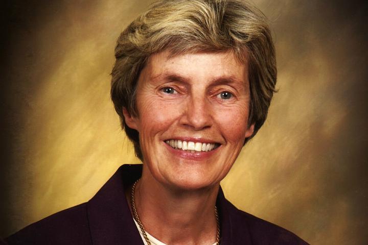 Tove Helland Hammer head shot