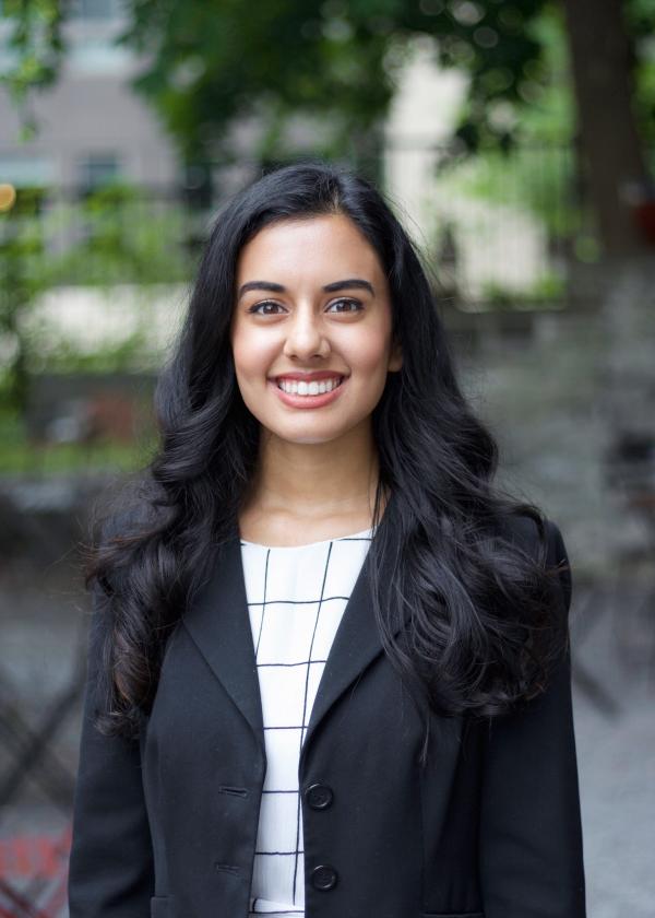 Dhara Puvar Headshot