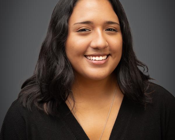 Alayna Hernandez headshot