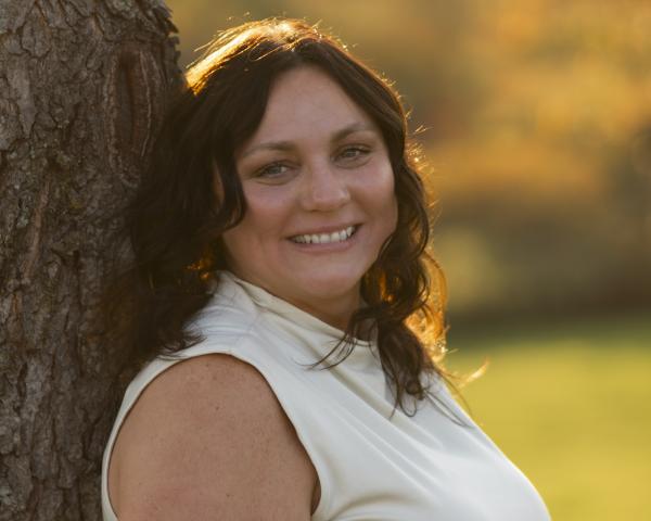 Brunette Caucasian women